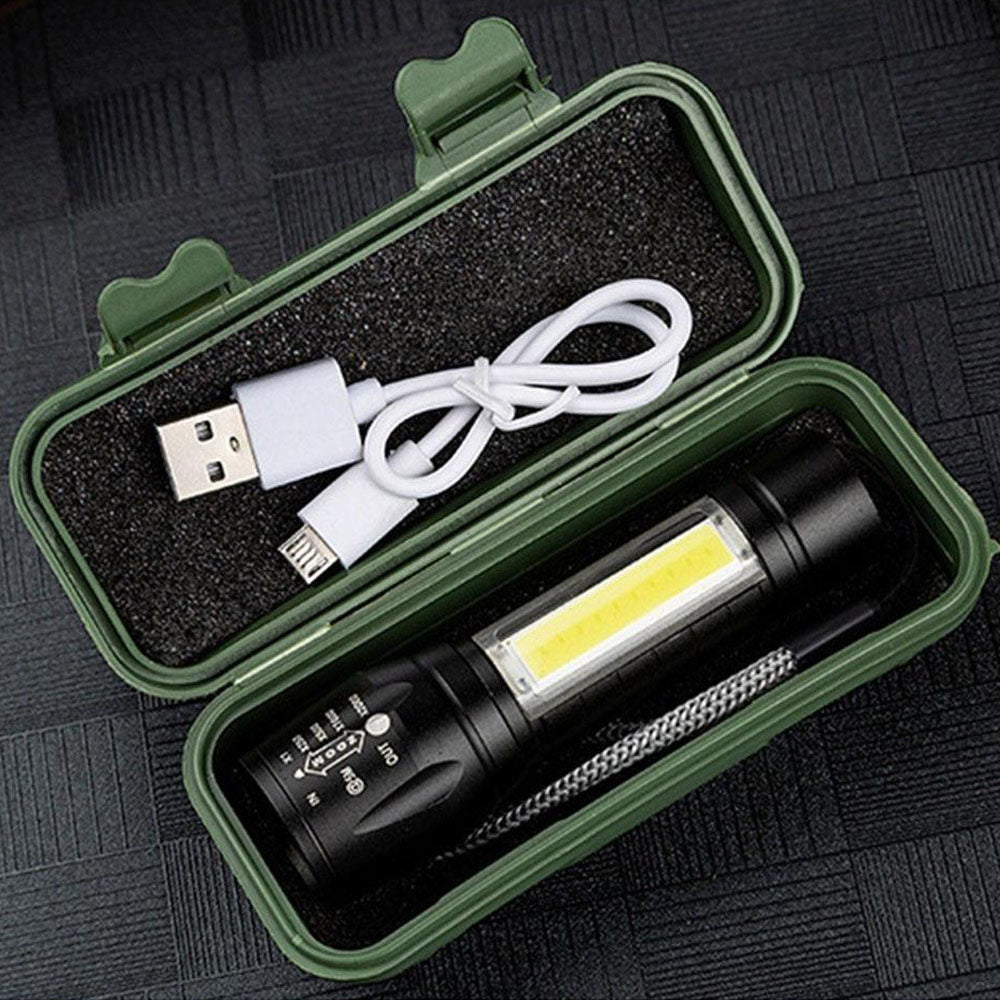 Compacte LED Zaklamp - Met Floodlight - 3 Standen met Knipperen - Inclusief Stevige Container! - Klein maar Fijn