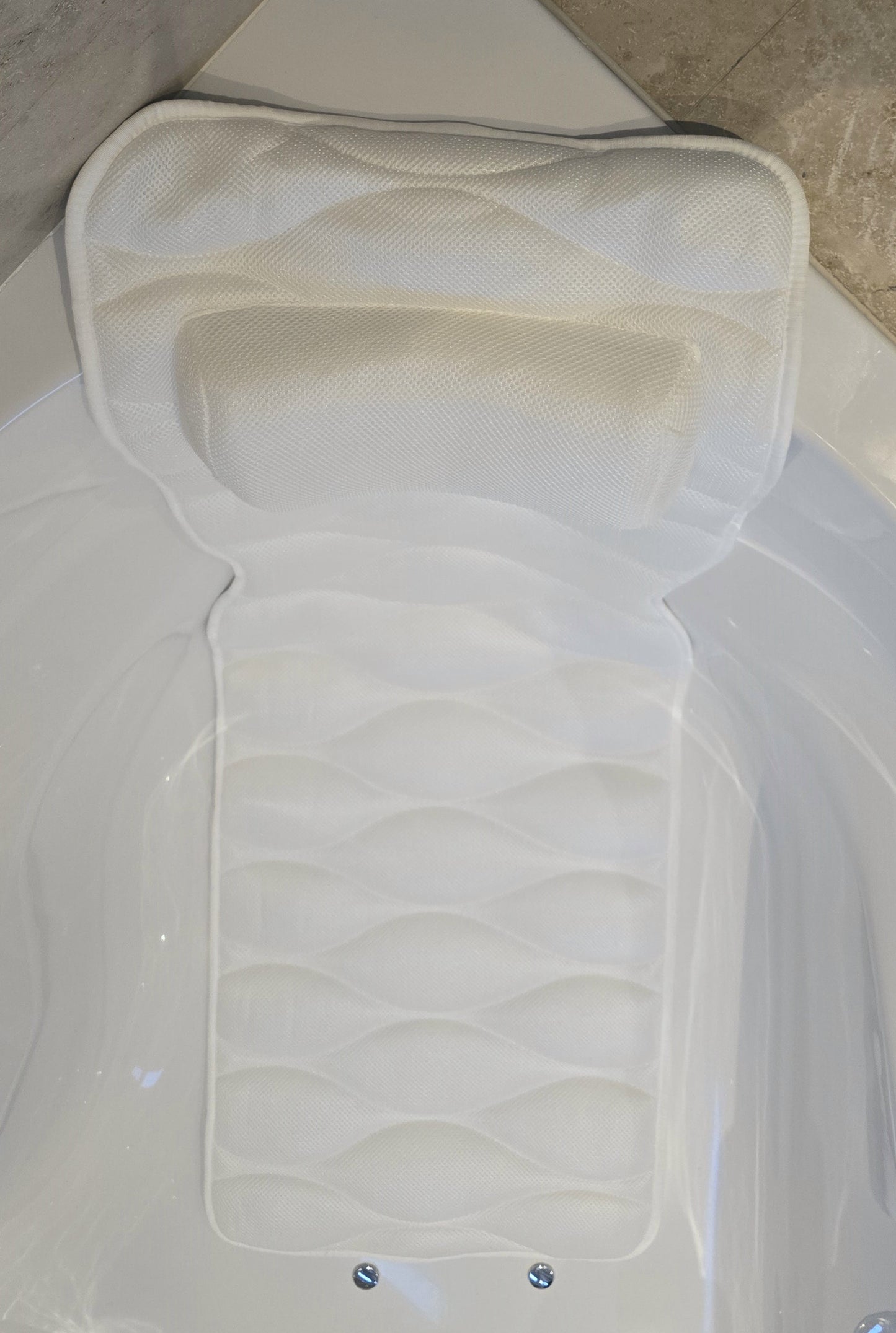 Badkussen - Bad matras / Ligbed - Ligbed voor in bad - Met kussen - Met blauwe opbergtas - Wit